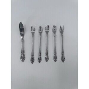 Set Of 5 Seafood Cocktail Forks 1 Butter Knife Oneida Raphael Distinction HH SS